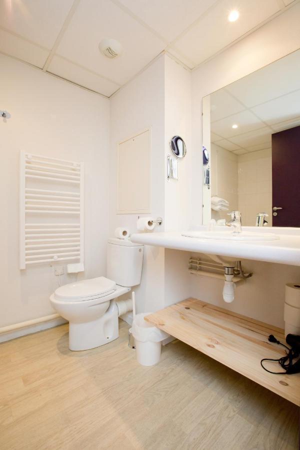 Grand Studio Avec Climatisation, Balcon Proche Gare Centre Ville Lourdes Exterior photo